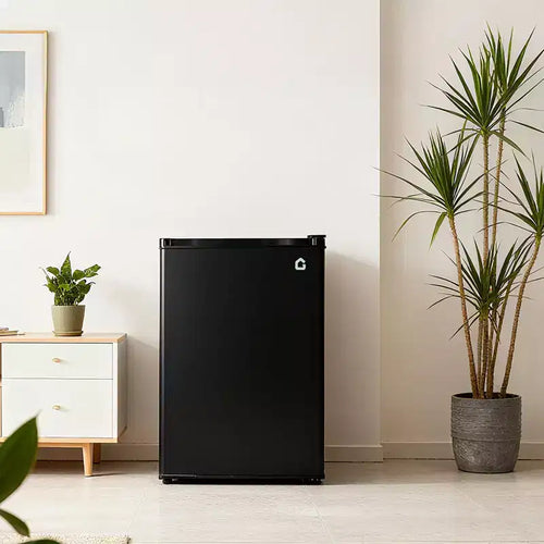 4.5 Cu.Ft Mini Fridge with Freezer,Compact Refrigerator w/Reversible Door, Adjustable Thermostat Energy-Efficient, Small Fridge