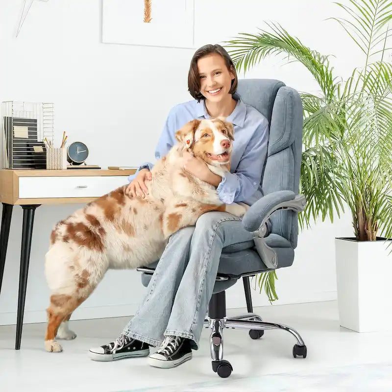 Chaise de bureau de massage chauffante avec repose-pieds, chaise de bureau ergonomique inclinable avec support lombaire et hauteur réglable.