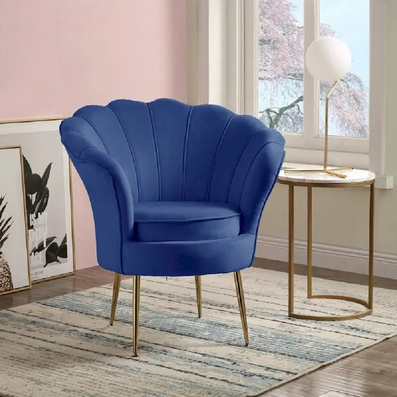 Fauteuil crapaud en velours avec dossier festonné et pieds en métal