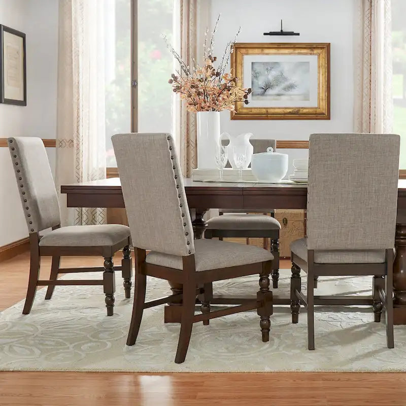 Chaises de salle à manger capitonnées avec garniture cloutée (lot de 2)